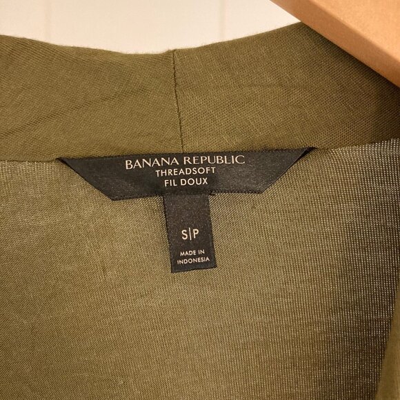 Banana Republic Long Sleeves Kaki Green Shirt Crossover Neckline - Picture 4 of 4